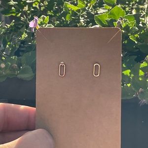 🌿gold oval stud earrings